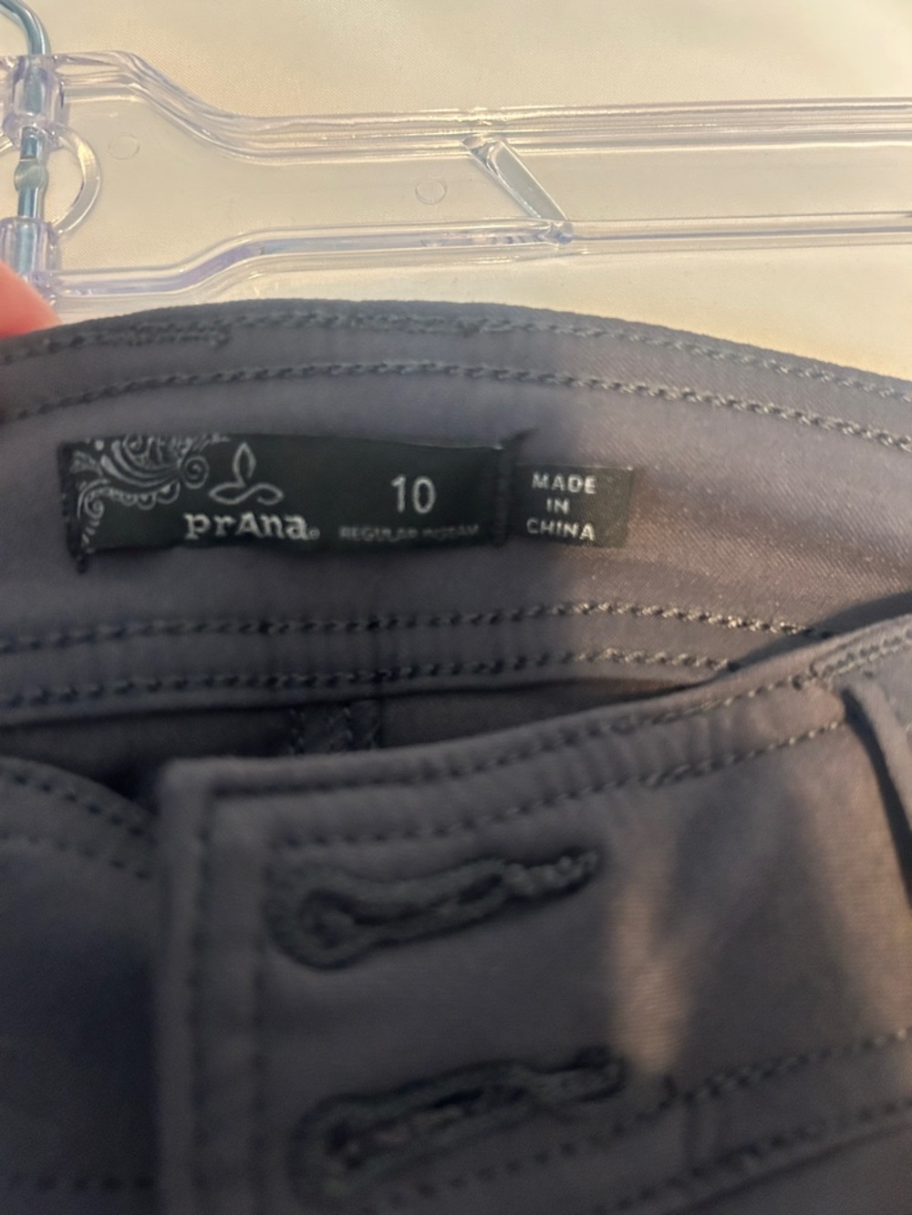 Prana women’s grey Cargo Stretch Pants - Picture 5 of 5